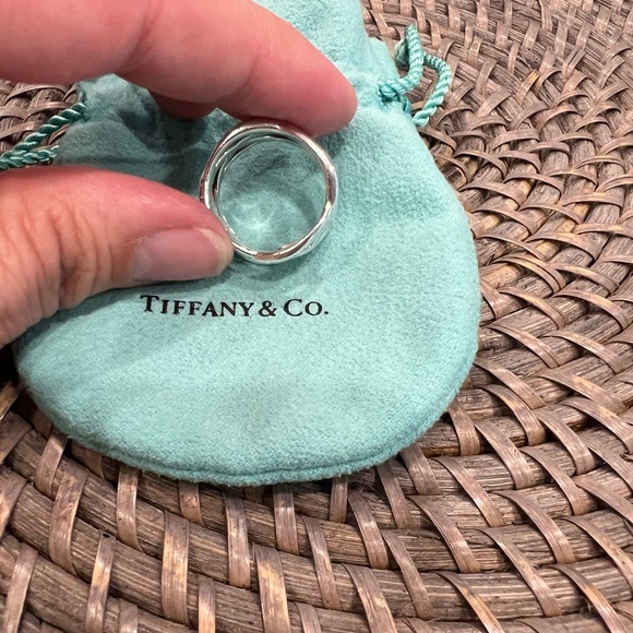 Tiffany & Co. Silver Ring - Picture 2 of 4